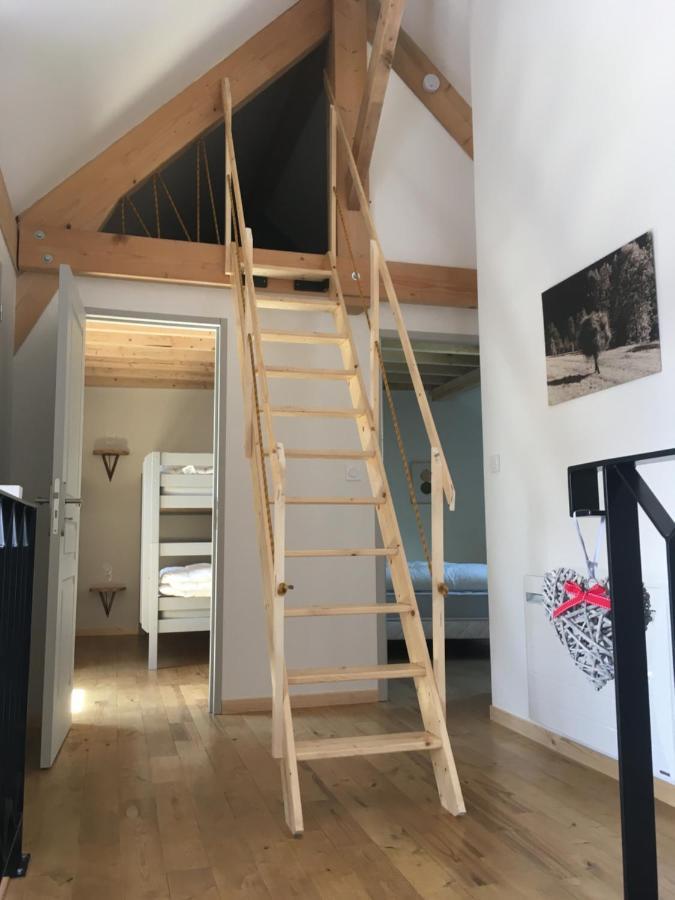 Gite De Montagne Le Lustou Sailhan Kültér fotó
